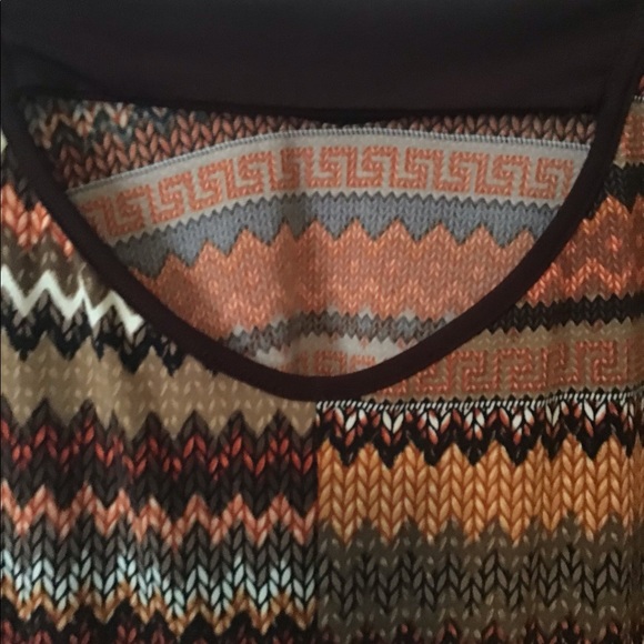 Brand new crop top - Picture 12 of 16